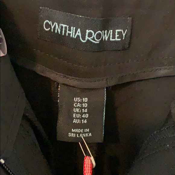 Cropped Pants - Picture 3 of 6